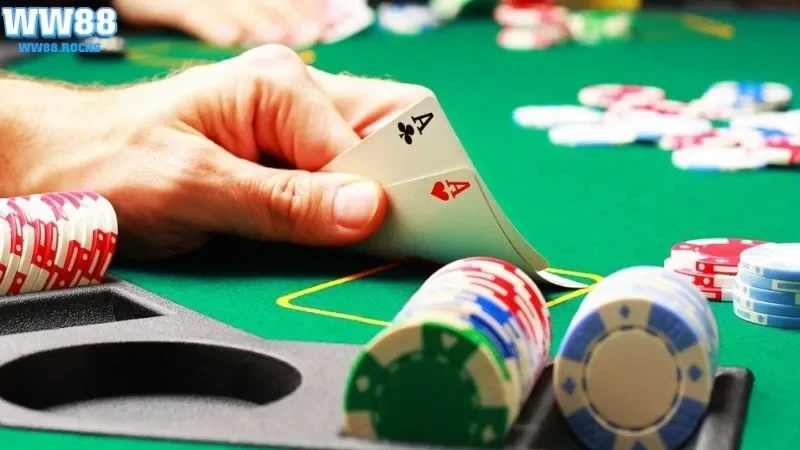 Luật chơi Poker cực kỳ chi tiết cho anh em theo dõi